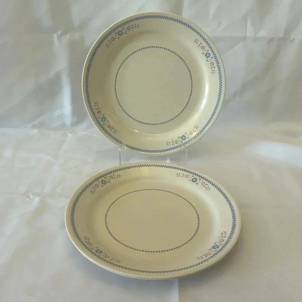 Corelle Needlepoint Dinner Plates - Set of 3